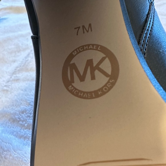 SOLD‼️Michael Kors Nadine Boot Quilted Nappa PU Size:7 Black - Picture 3 of 15